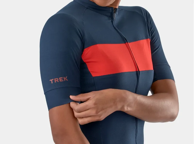 Trek Circuit Women's LTD Short Sleeve Jersey in Deep Dark Blue/Red-3